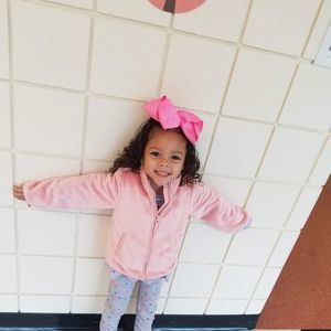 Meet your Posher, Deirdre